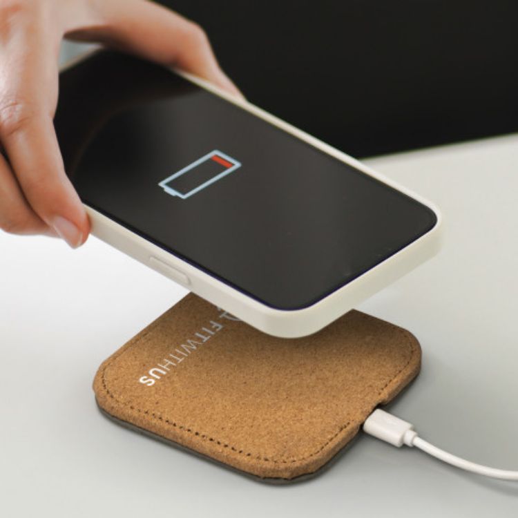 Picture of Oakridge Wireless Charger - Square