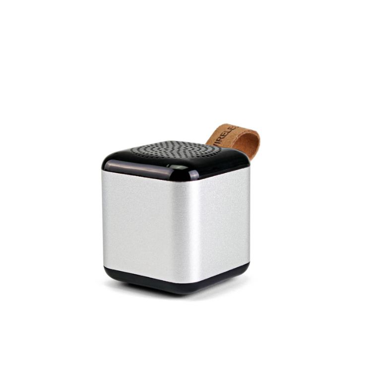 Picture of Metallic Cube Bluetooth Speaker