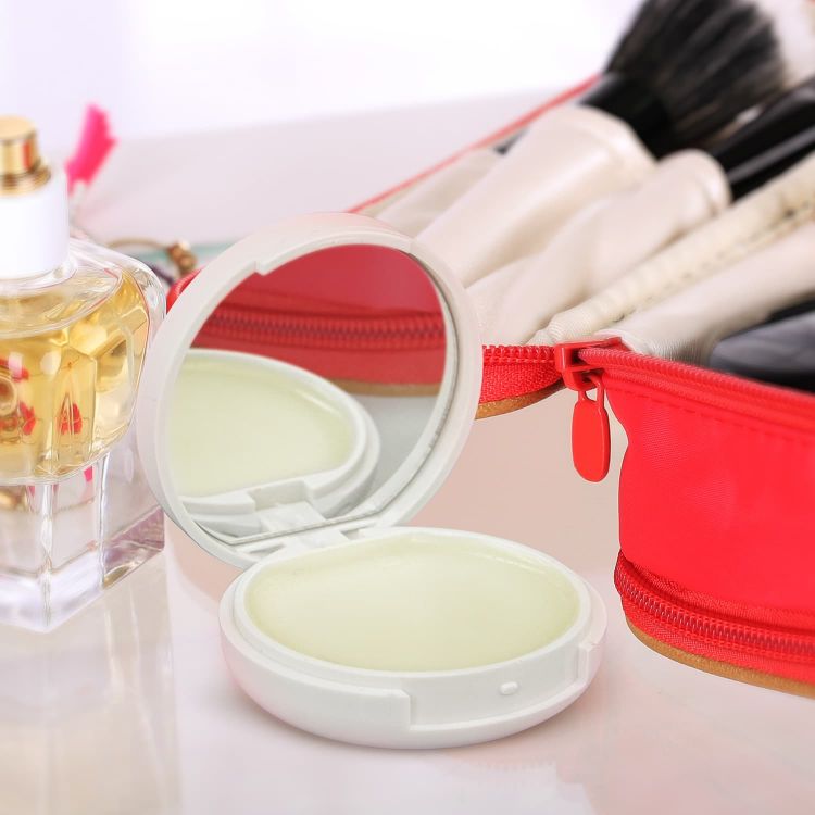 Picture of Compact Mirror and Lip Balm