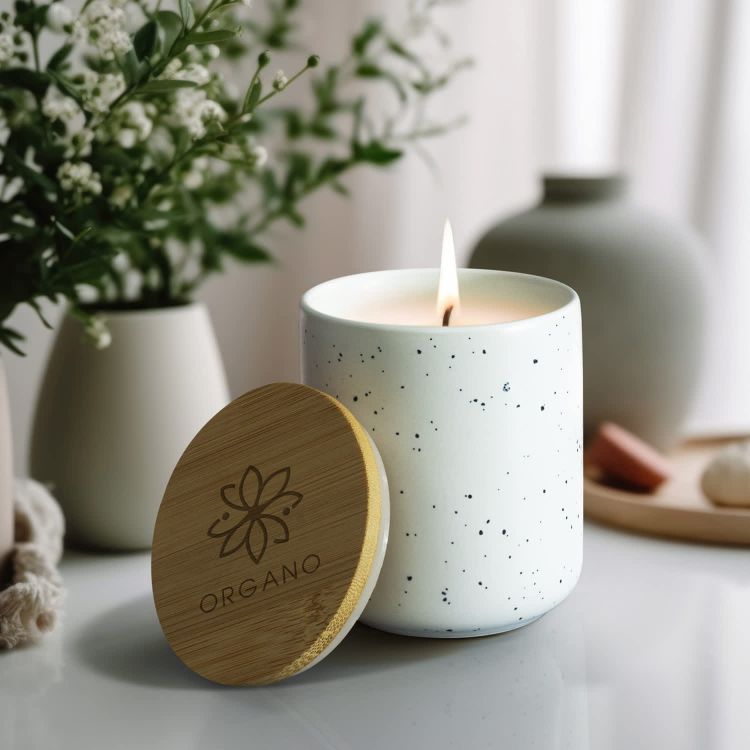 Picture of NATURA Candle with Bamboo Lid